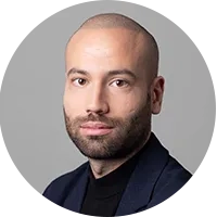 Adam fernandez